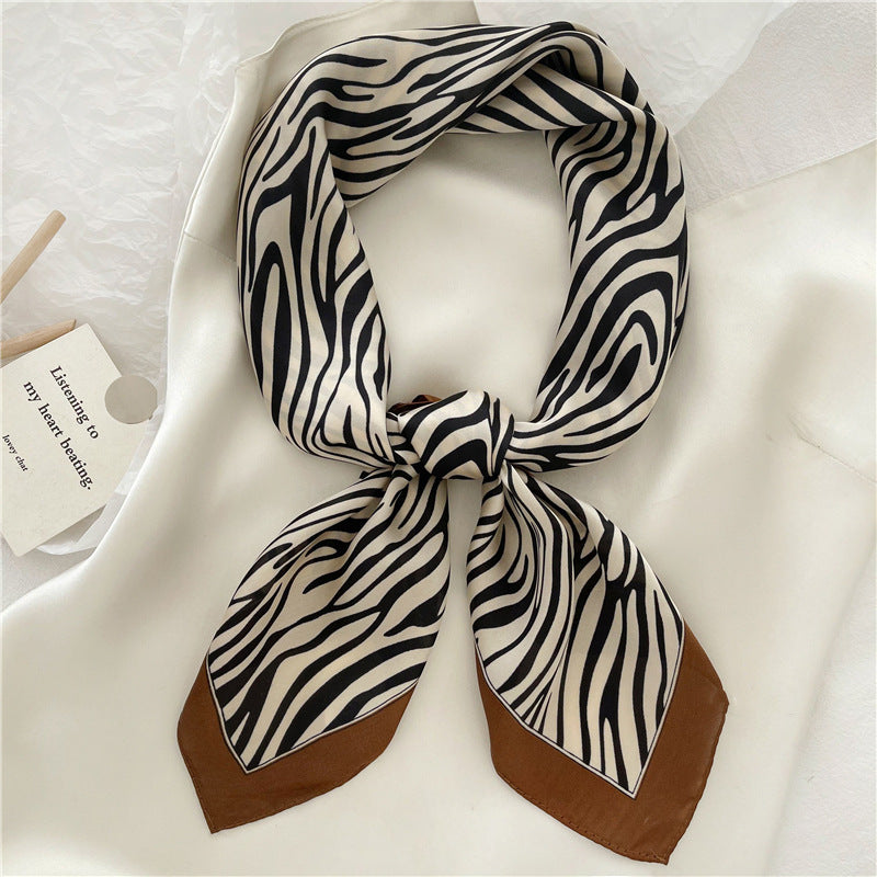 Female Creative Retro Versatile Printed Scarf